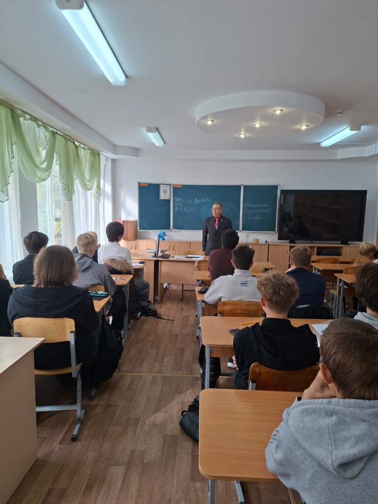 Закон и семья: профилактика правонарушений среди молодежи